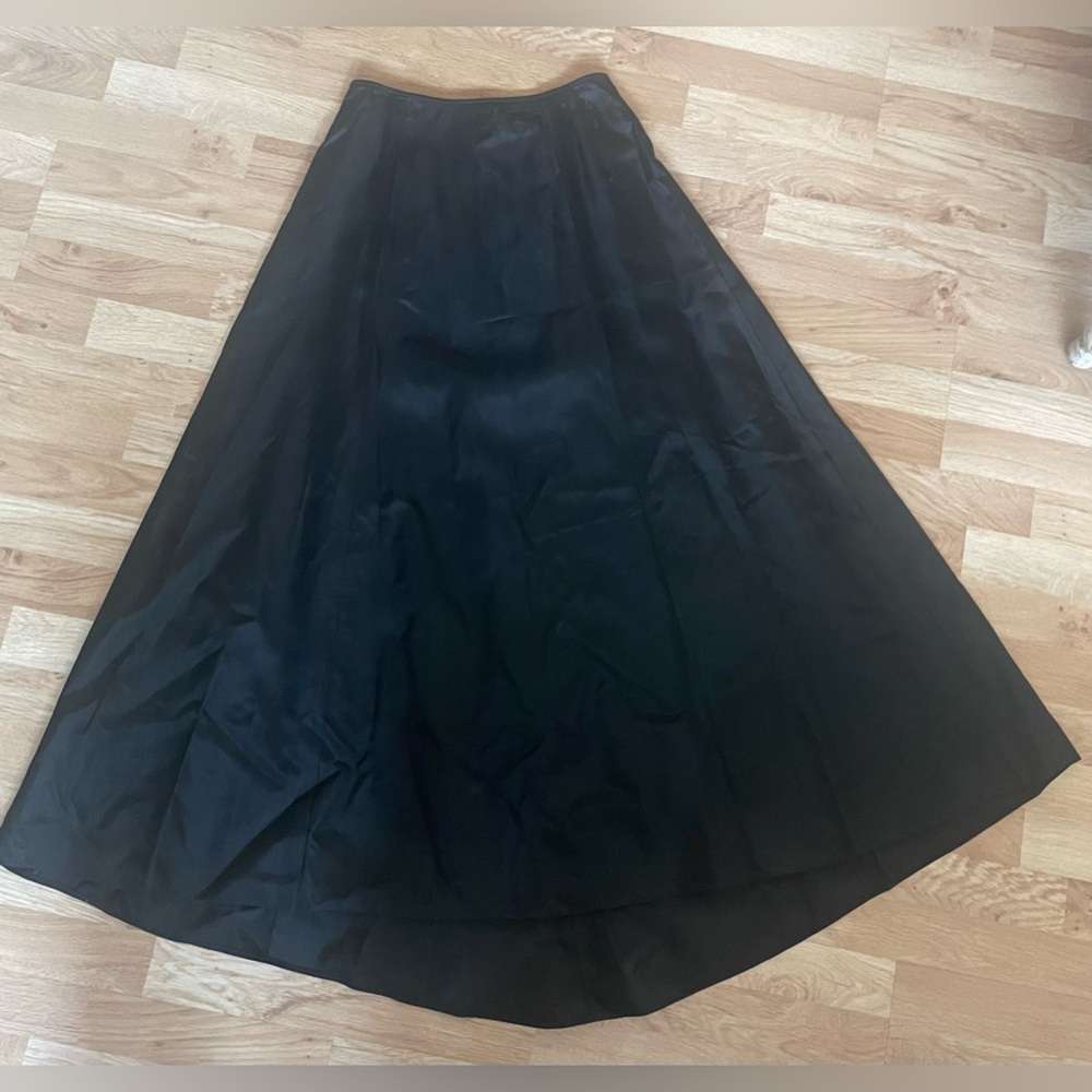 SCOTT McCLINTOCK MAXI SKIRT BLACK HIGH-LUSTER SZ10 USA LINED POCKETS LIGHTWEIGHT